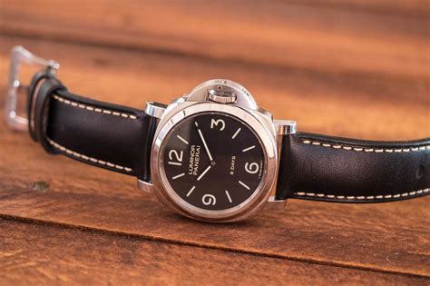 A Week On The Wrist The Panerai PAM 560 Luminor .